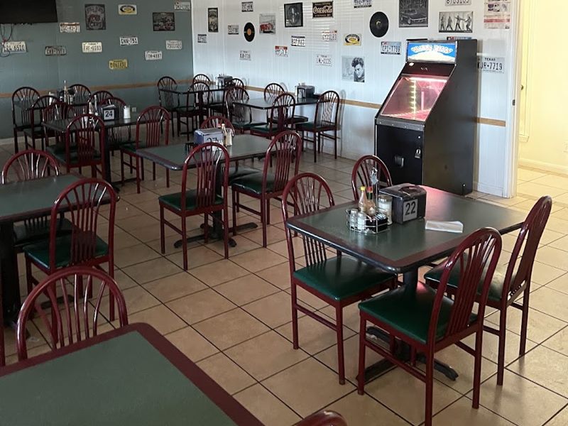 Baldy's American Diner interior